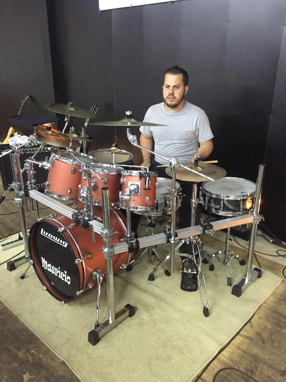 Professor Maurício Teodoro